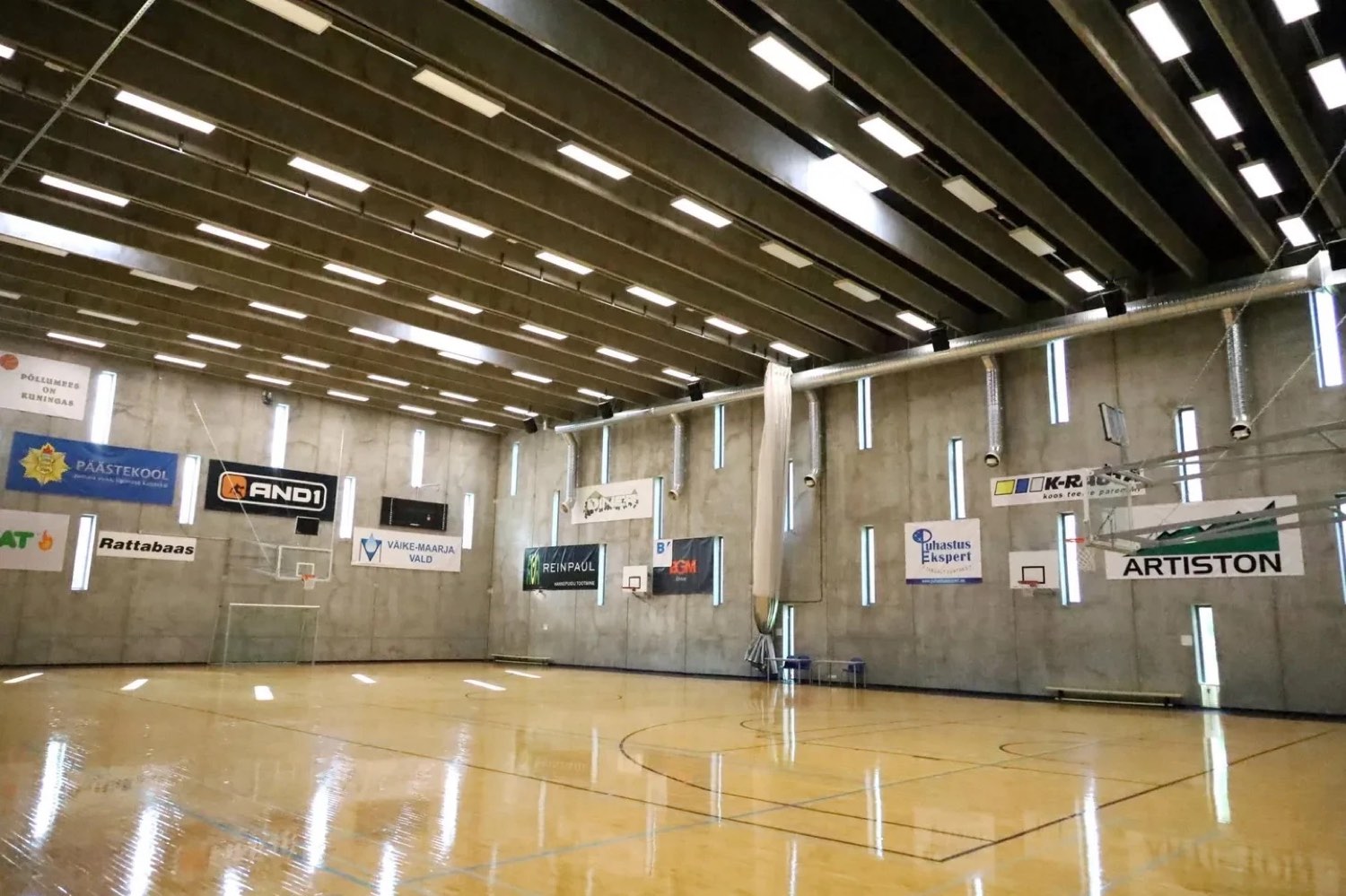 Väike-Maarja Spordihoone suur saal